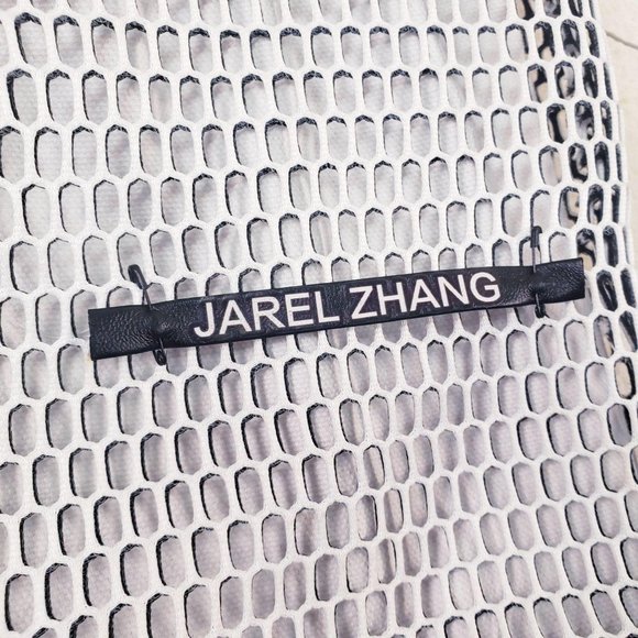 NEW JAREL ZHANG Black Leather Pouch Mobile Bag SMALL Authentic Lightweight‎ - Picture 2 of 10